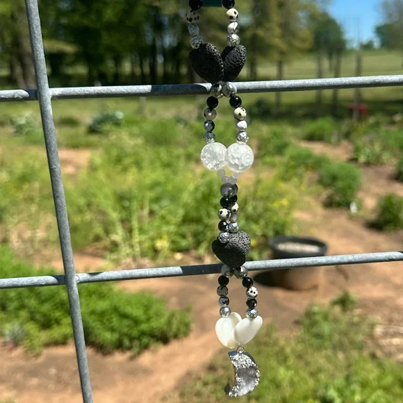 Druzy MoonDust HangCharm (Seashell hearts,Dalmatian Jasper,black obsidian - Picture 7 of 7